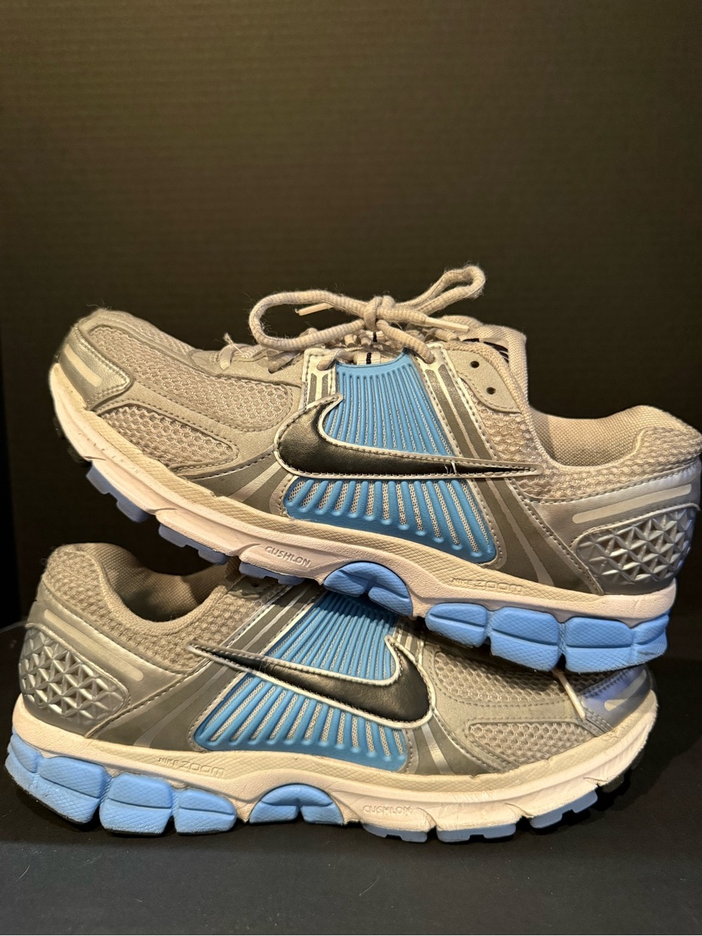 Nike Vomero Gray and Light Blue Men's Running Sneakers